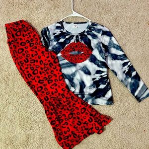 Girls shein outfit, bell bottoms and long sleeve shirt. Never worn